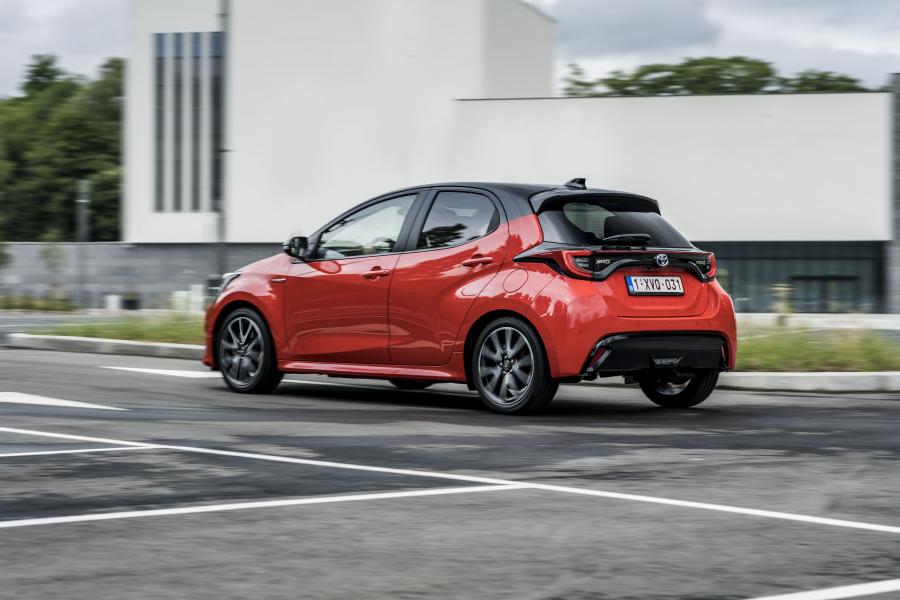  Toyota Yaris Hybrid 2020 года  (WW) (фото 99 из 111)